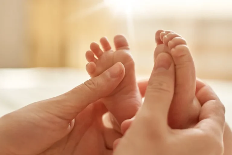 The Benefits of Baby Massage in Singapore for Healthy Growth and Stronger Bonding